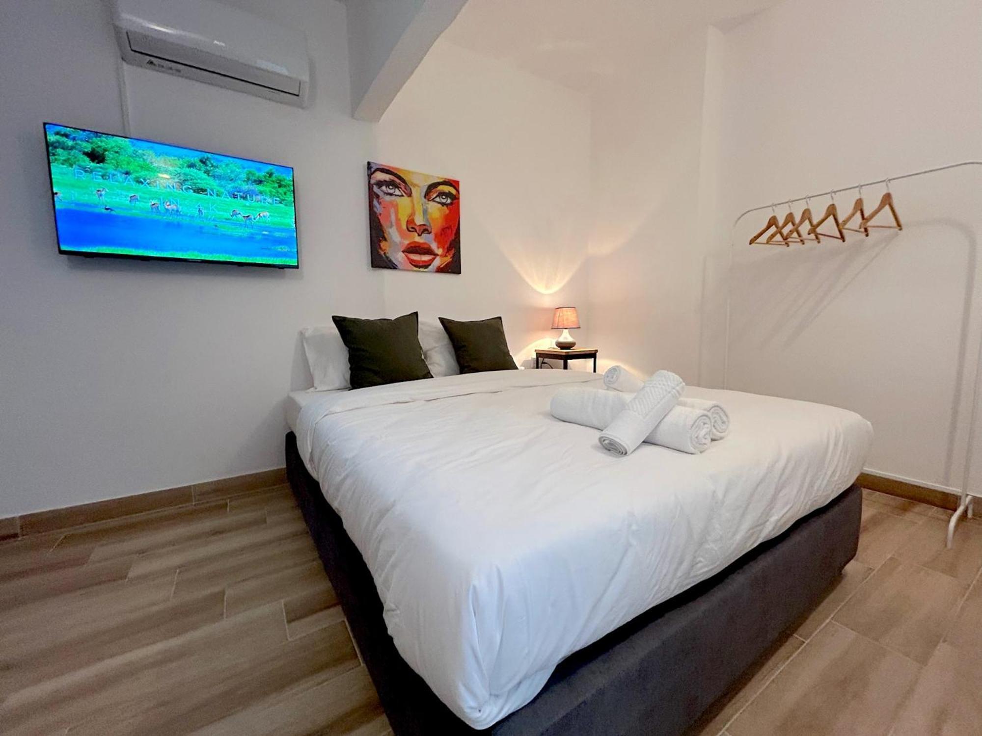 Queen Regina Suites By Platform 357 Nicosie Extérieur photo