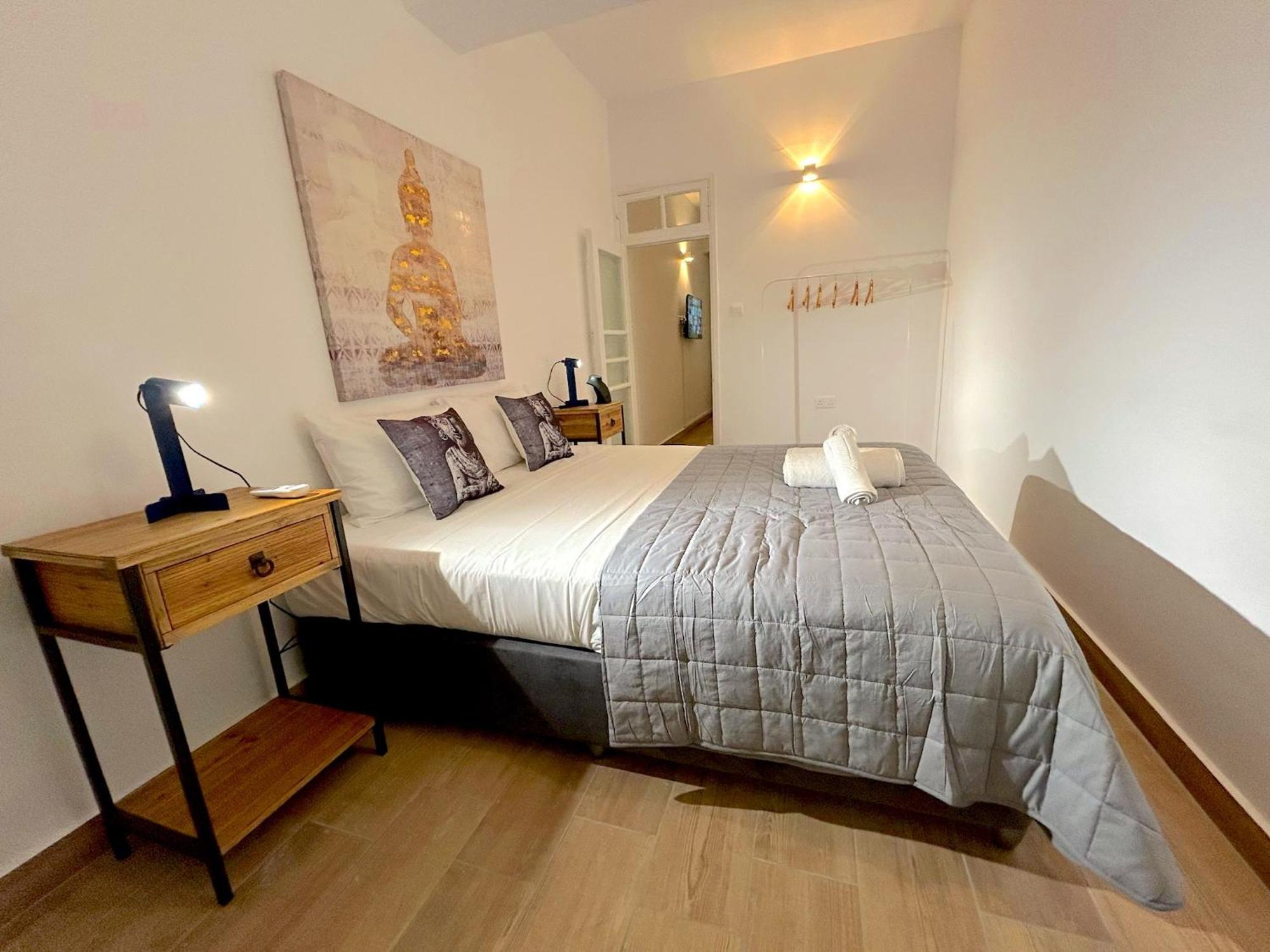 Queen Regina Suites By Platform 357 Nicosie Extérieur photo