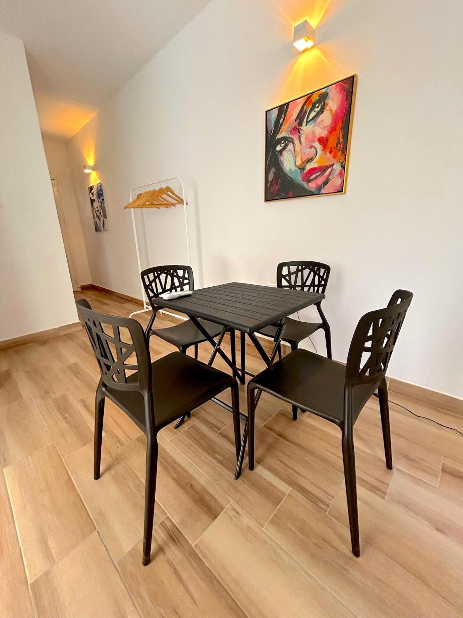 Queen Regina Suites By Platform 357 Nicosie Extérieur photo