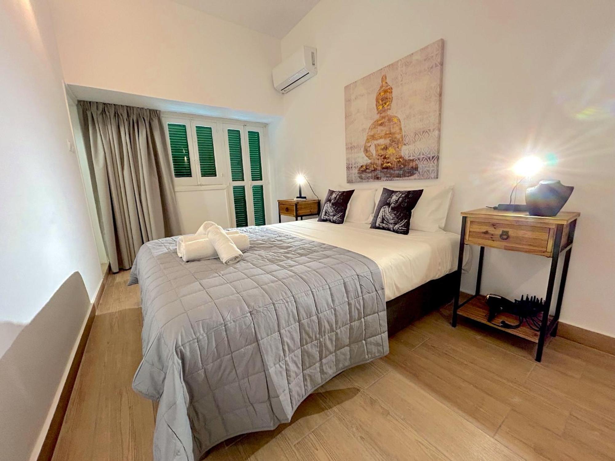 Queen Regina Suites By Platform 357 Nicosie Extérieur photo