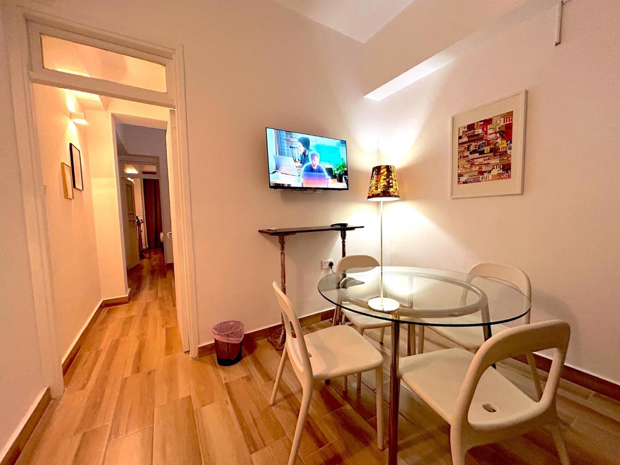Queen Regina Suites By Platform 357 Nicosie Extérieur photo