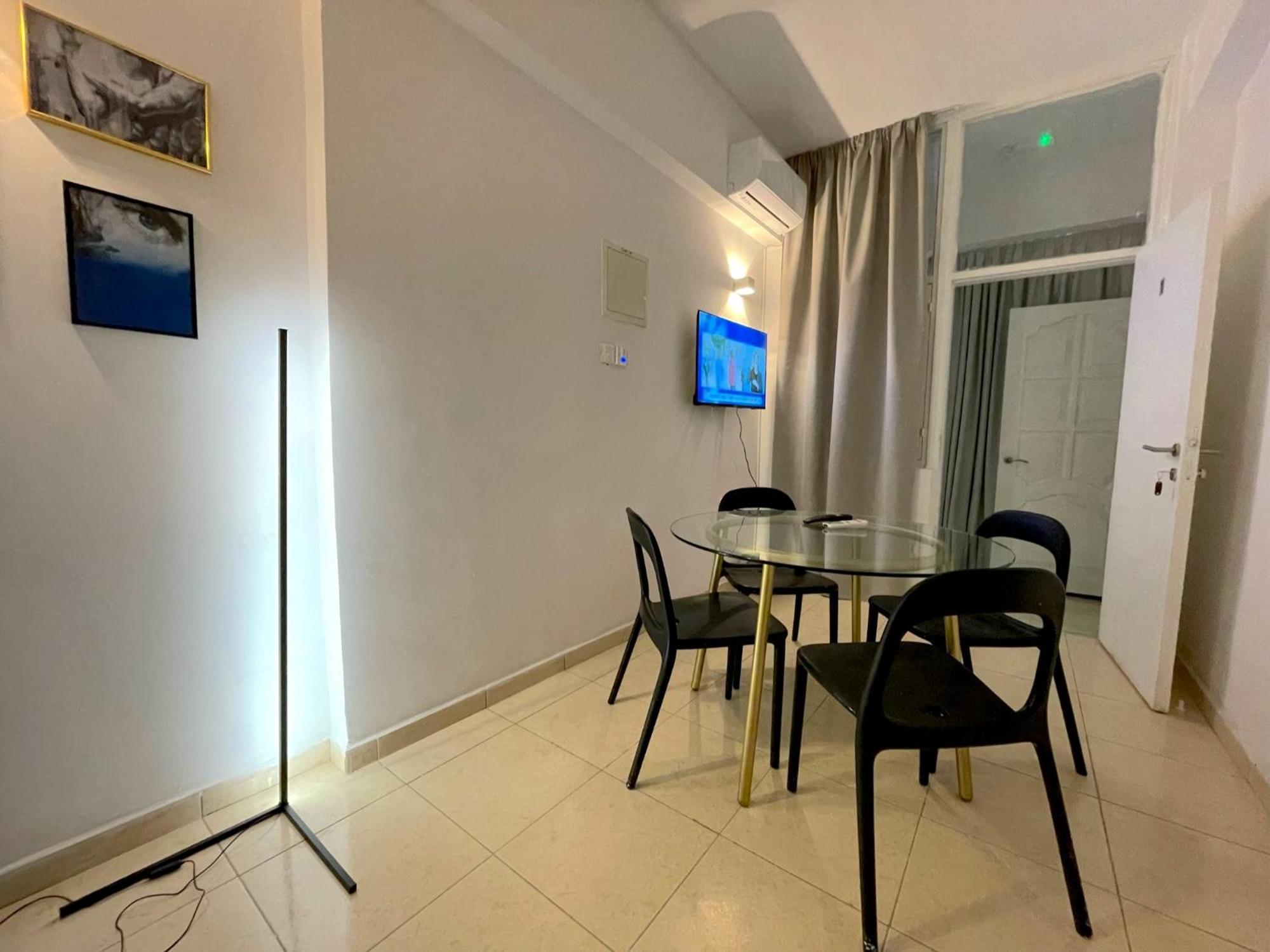 Queen Regina Suites By Platform 357 Nicosie Extérieur photo